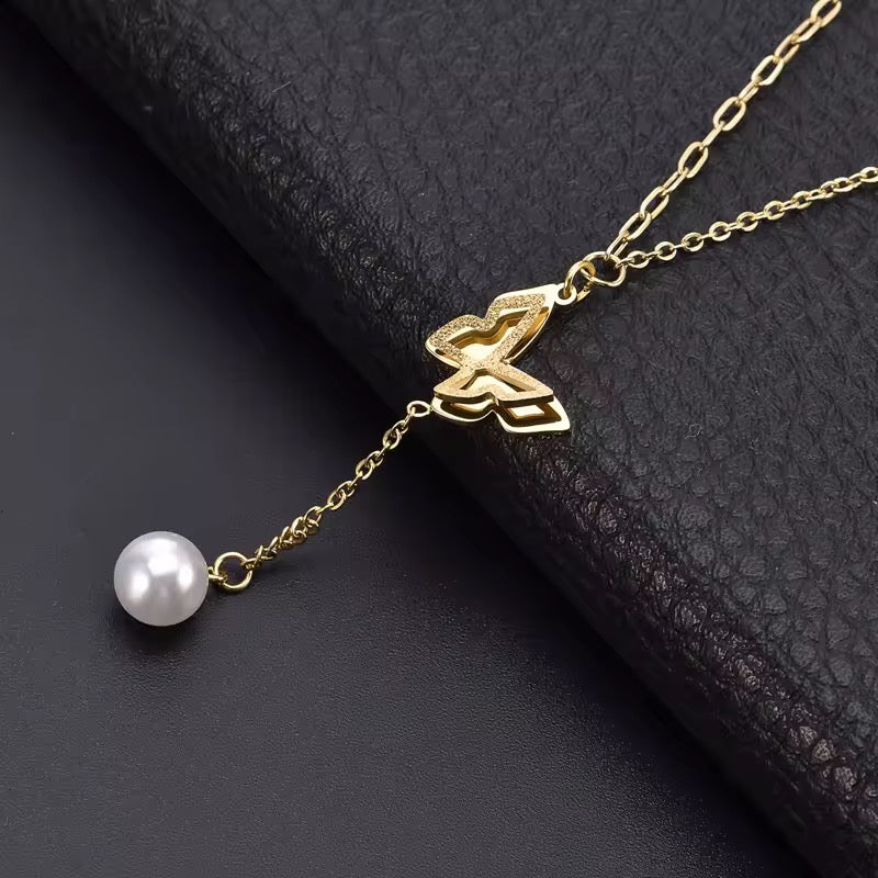 Butterfly Pearly Pendant with Necklace